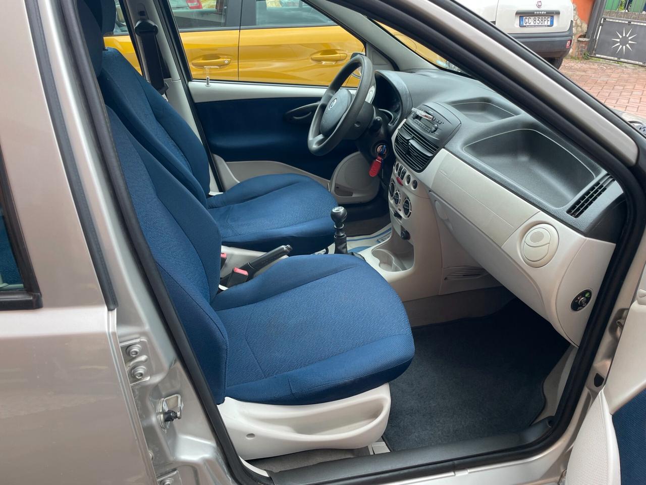 Fiat Punto 1.2i cat 5 porte ELX