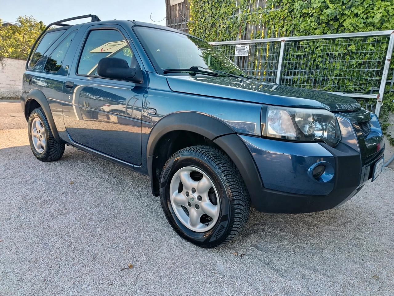 Land Rover Freelander 2.0 Td4 16V cat 3p. Softb. SE