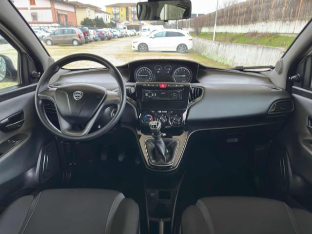 LANCIA Ypsilon 1.2 69 CV 5 porte EURO 6 OK NEOPATENTATI 1 PROP.