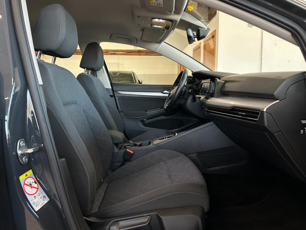 VOLKSWAGEN GOLF 2.0 TDI LIFE 150CV DSG *LED*CARPLAY*SENSORI*