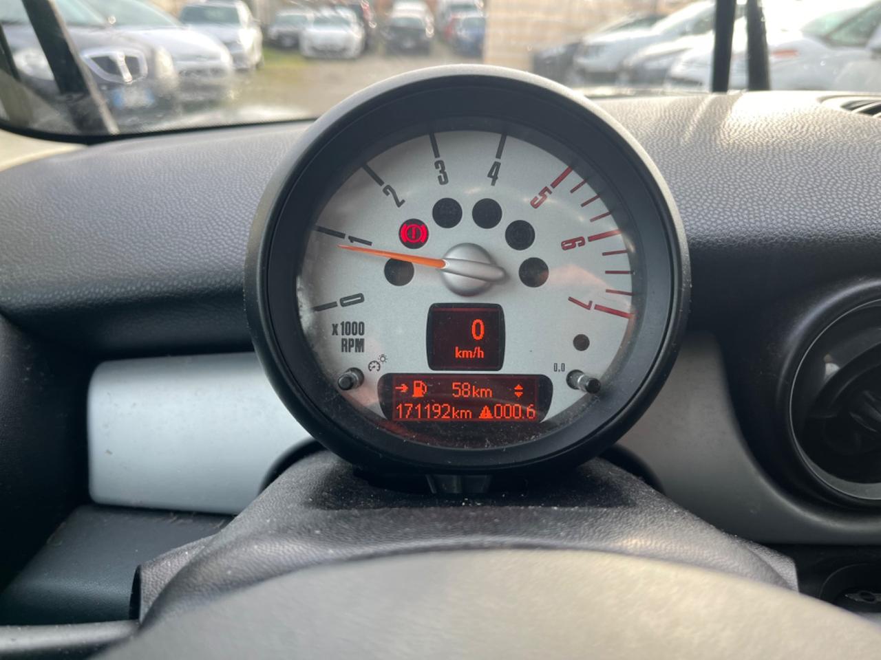 Mini Cooper D Clubman 2011 1.6 DIESEL CON CATENA RUMOROSA