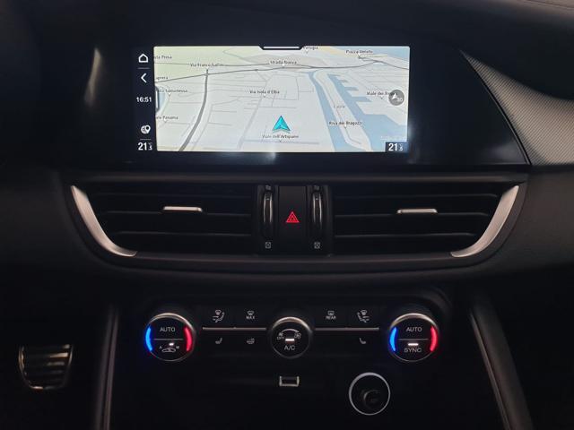 ALFA ROMEO Giulia 2.0 Turbo 280 CV AT8 AWD Q4 Veloce in arrivo