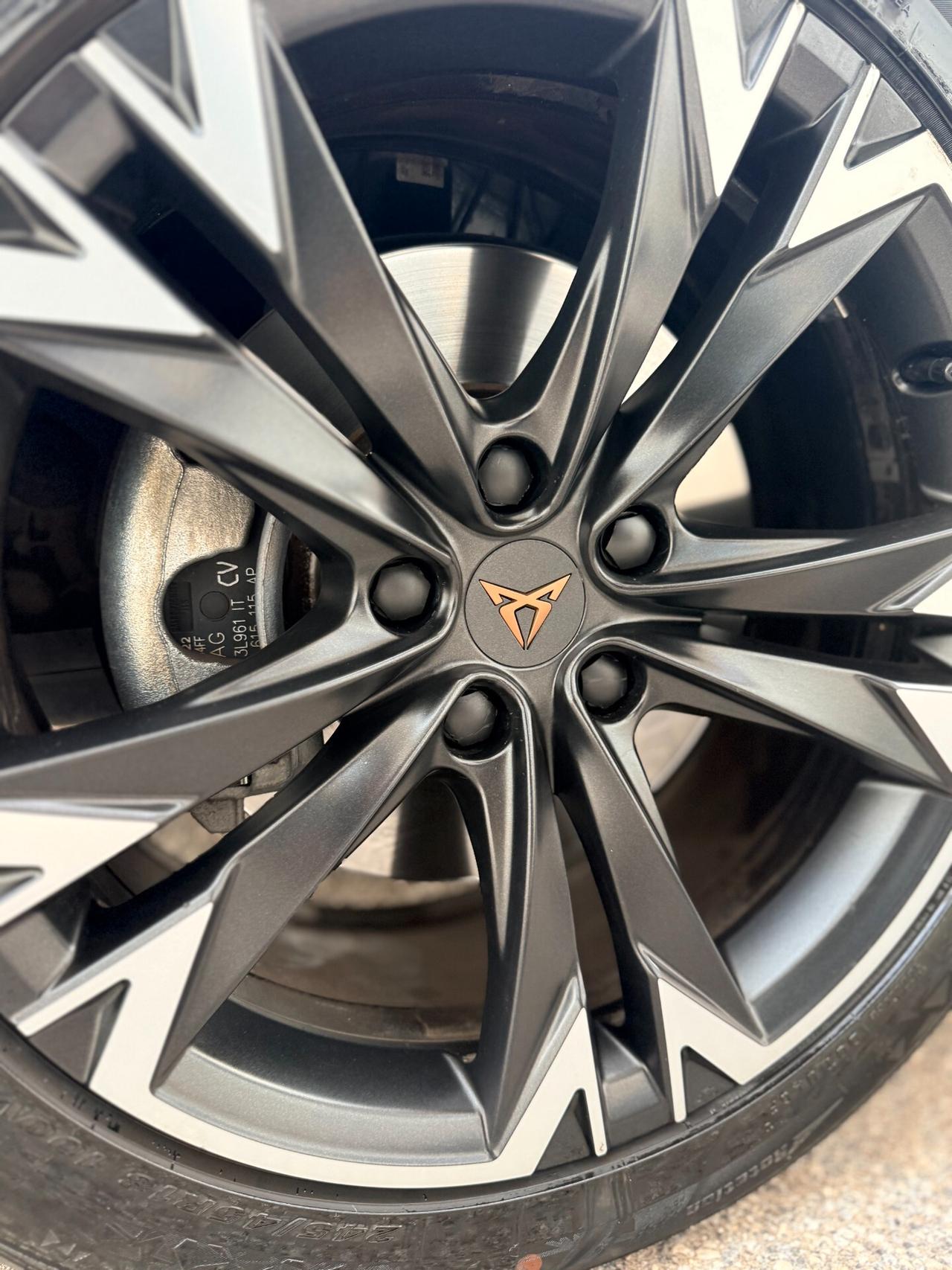 Cupra Formentor tdi 4drive dsg TETTO APRIBILE,APPLE CARPLAY,PELLE,VIRTUAL COCKPIT,PACCHETTO LUCI SOFFUSE,KM CERTIFIC