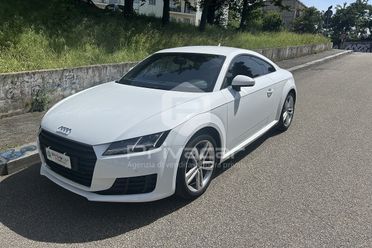 AUDI TT Coupé 2.0 TDI ultra Design