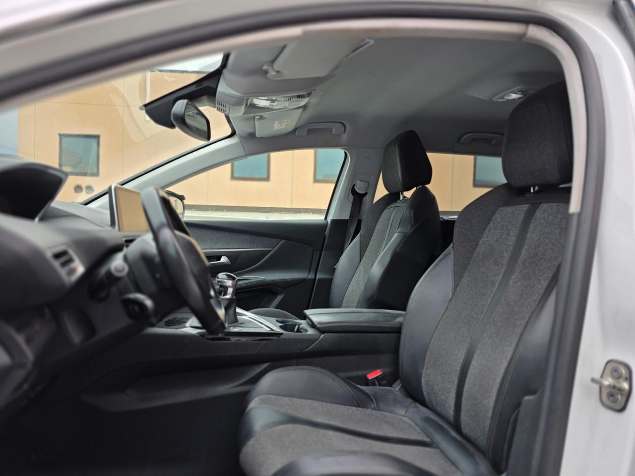 Peugeot 5008 BlueHDi 130 S&S EAT8 Allure 7 POSTI