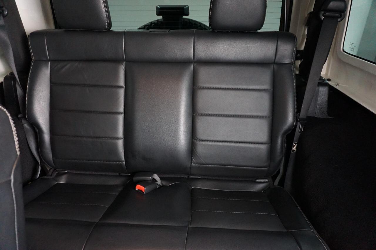 Jeep Wrangler 2.8 CRD DPF Sahara Auto