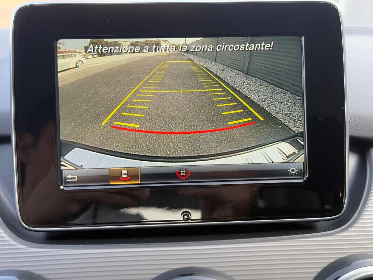 Mercedes-benz B 180 km 95.000 !