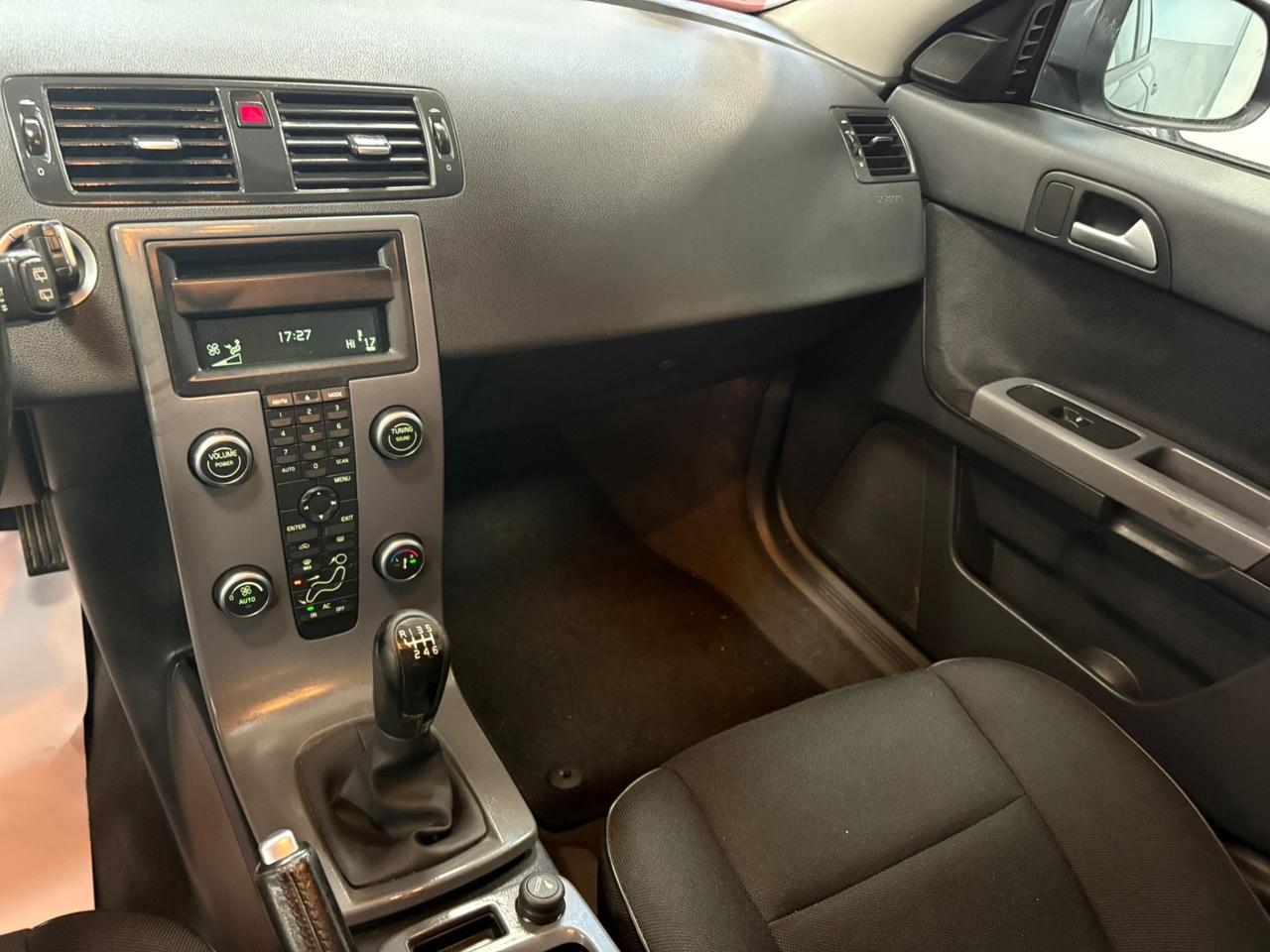 Volvo V50 D2 POLAR 116CV Manuale
