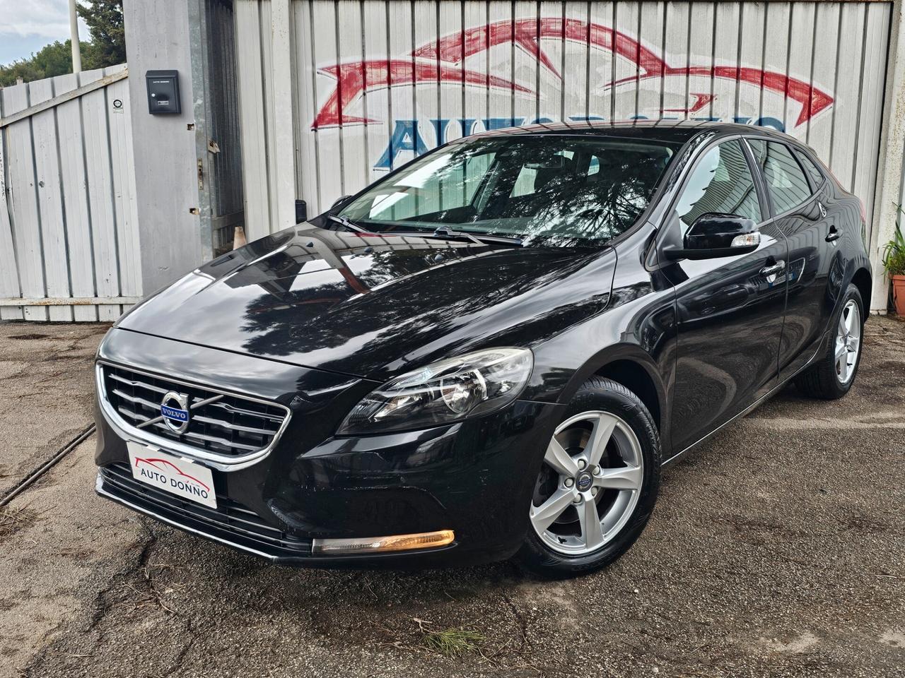 Volvo V40 D2 Momentum