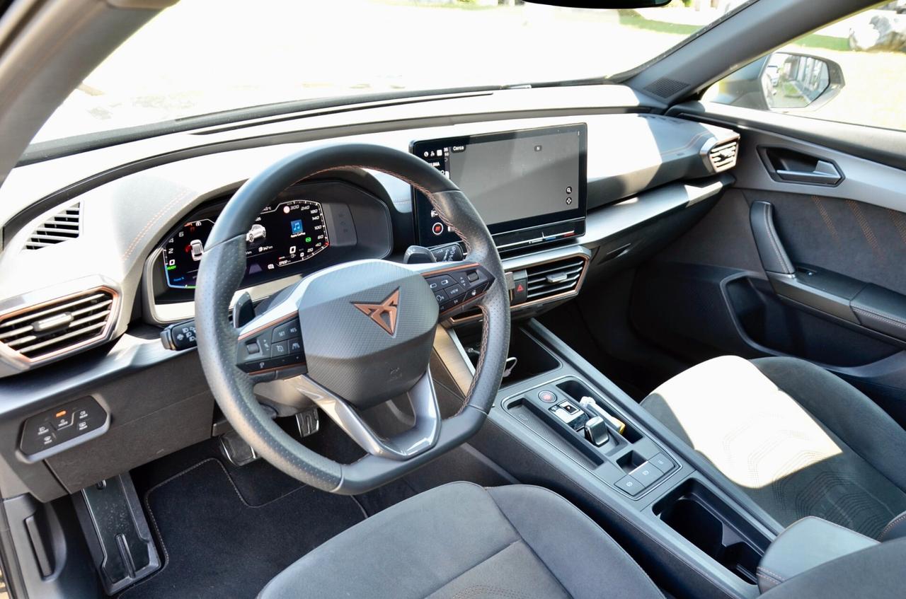 CUPRA FORMENTOR 1.4 PLUG IN HYBRID TRIBE EDITION 204cv DSG, GARANZIA CUPRA 6/28, UNICOPROPRIETARIO, EURO 6D, UFF ITALIANA, SERVICE CUPRA, SEDILI A GUSCIO, FULL LED, RETROCAMERA, PERMUTE