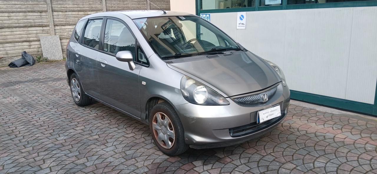Honda Jazz 1.2 benzina neopatentati