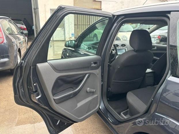 Ford Focus CC Focus C-Max 1.8 TDCi (115CV) Ghia