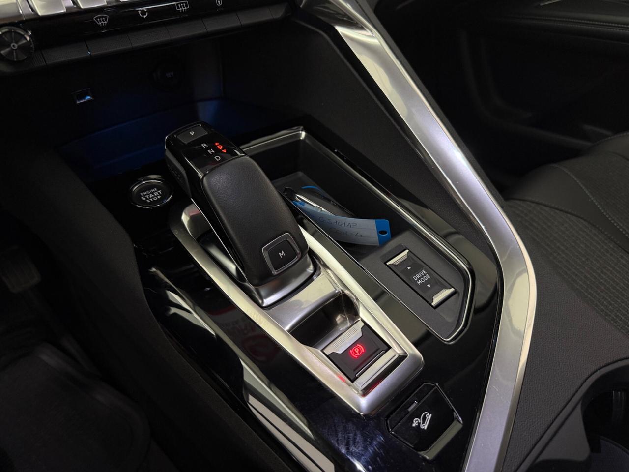 Peugeot 3008 BlueHDi 130 EAT8 Allure Pack
