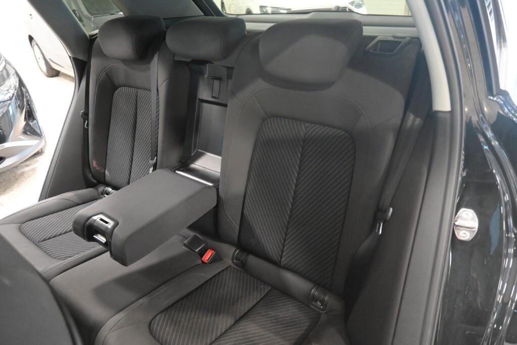 AUDI Q5 40 TDI 204CV S-TRONIC QUATTRO BUSINESS ( FARI LED - CLIMA TRIZONA - ADAPTIVE CRUISE - NAVI - PDC - CERCHI 18 )