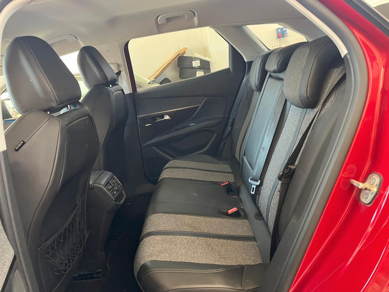 Peugeot 3008 BlueHDi 120 S&S Allure 2019