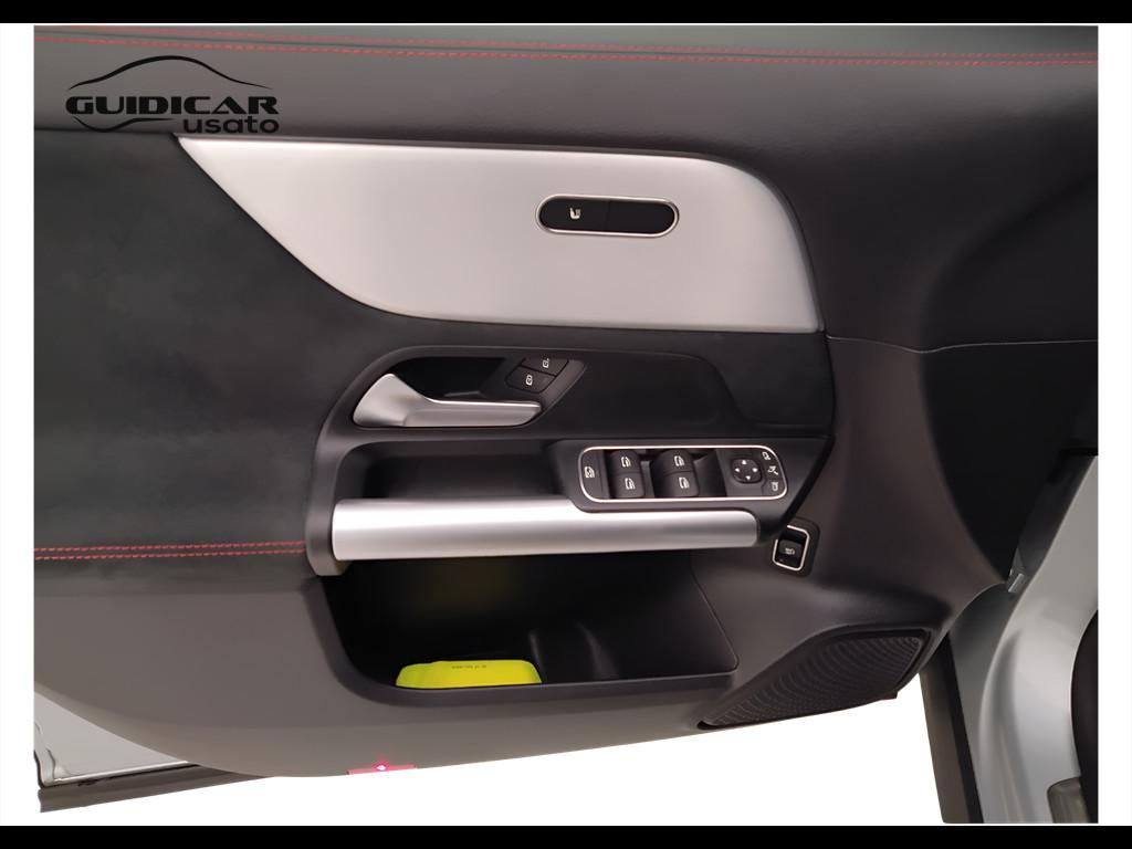 Mercedes-Benz GLA-H247 2023 - GLA 200 d AMG Line Advanced Plus auto