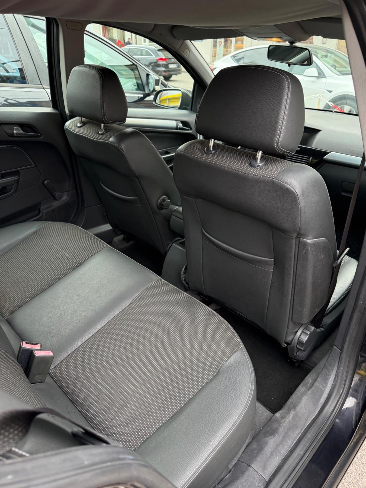 Opel Astra 1.7 CDTI 110CV ecoFLEX 5 porte Enjoy