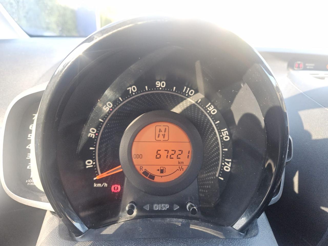 Toyota Aygo 1.0 VVT-i 69 CV 5 porte x-cool TSS MMT