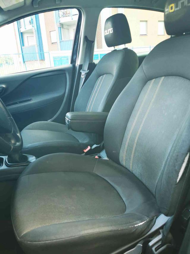 FIAT Punto 1.4 8V 5 porte Easypower Lounge