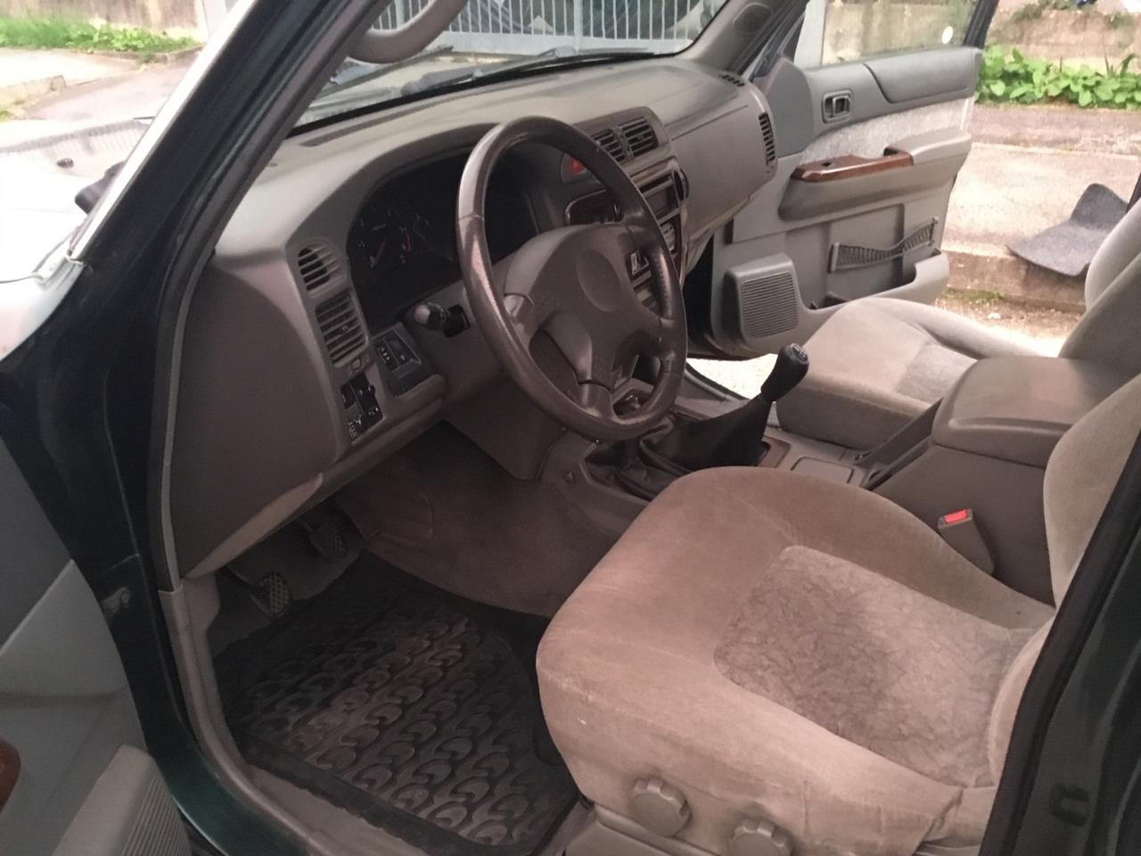 Nissan Patrol GR 2.8 TD 5 porte SE Wagon