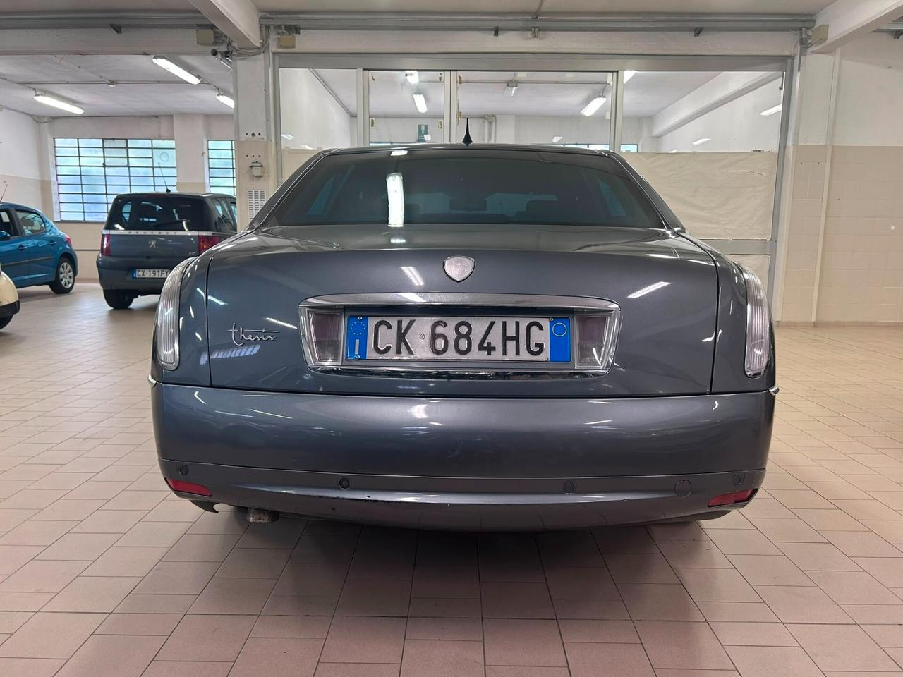 Lancia Thesis 2.4 JTD 20V Emblema