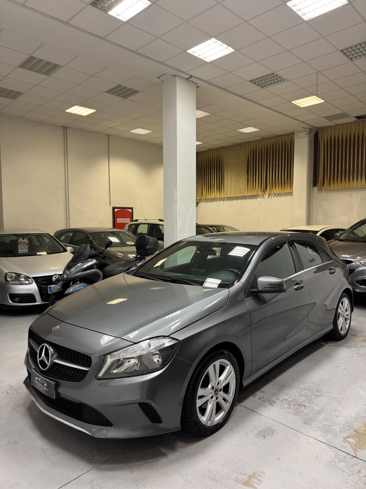Mercedes-benz A 180 d Automatic Premium
