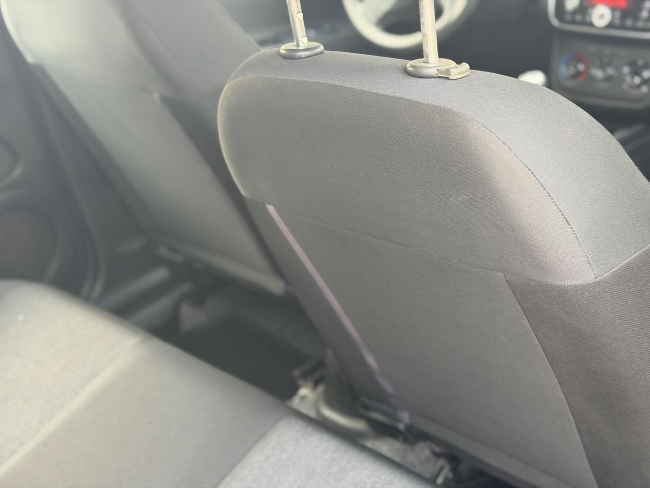 Fiat Punto 1.2 5 porte Lounge soli km 84000