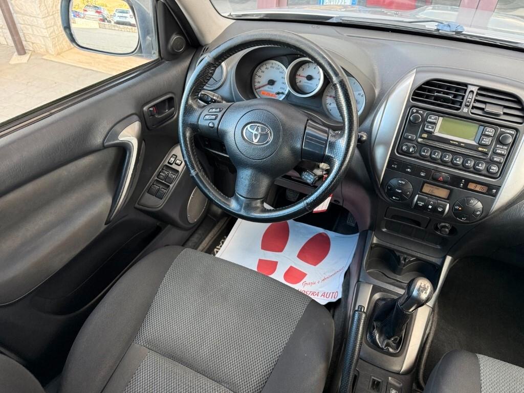 Toyota Rav4 4x4 2.0 D-4d 16v 5p Sol