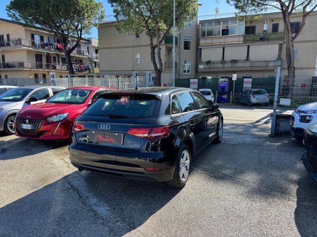 AUDI A3 1.6 TDI 116 CV S tronic Sport