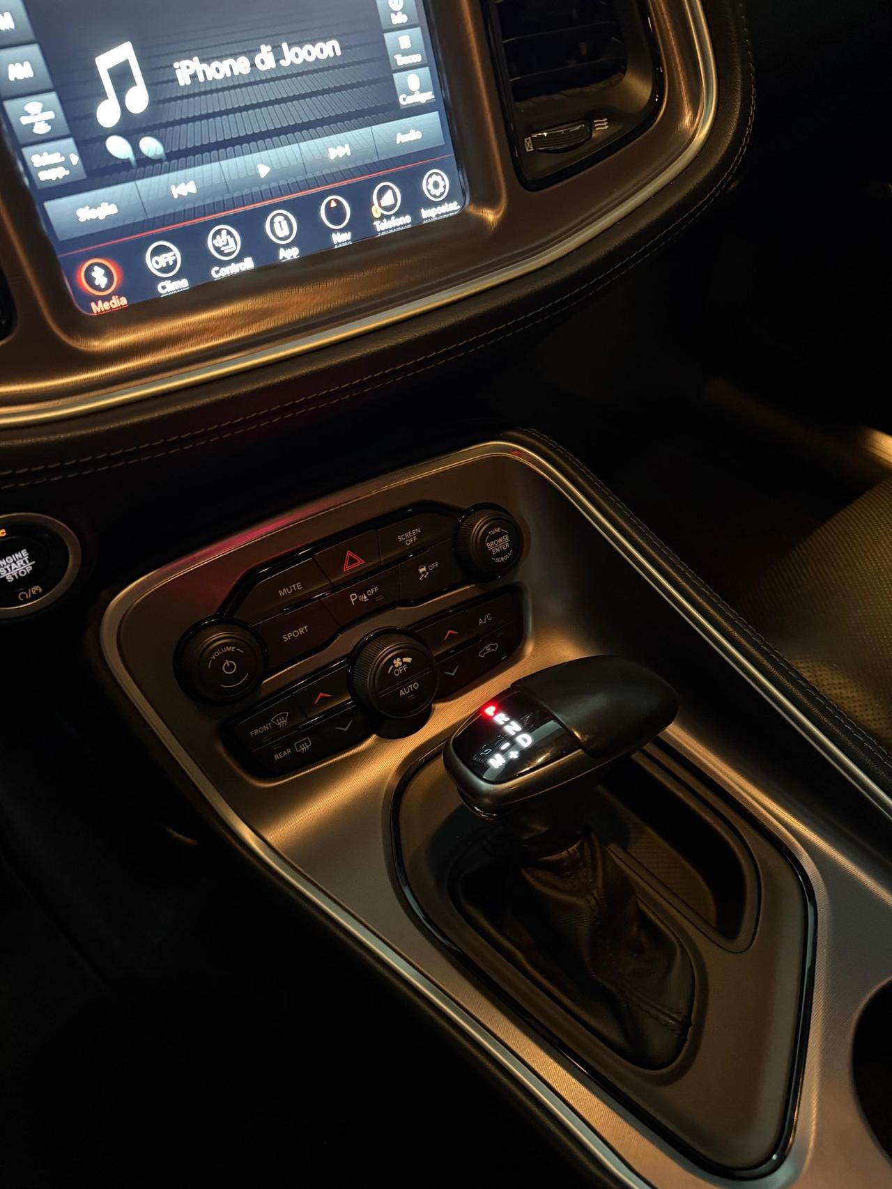 Dodge Challenger 3600 V6 km 41000 Permuto