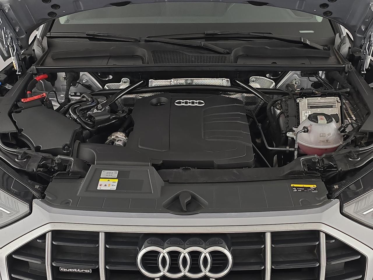 Audi Q5 40 2.0 tdi mhev 12v business advanced quattro s-tronic