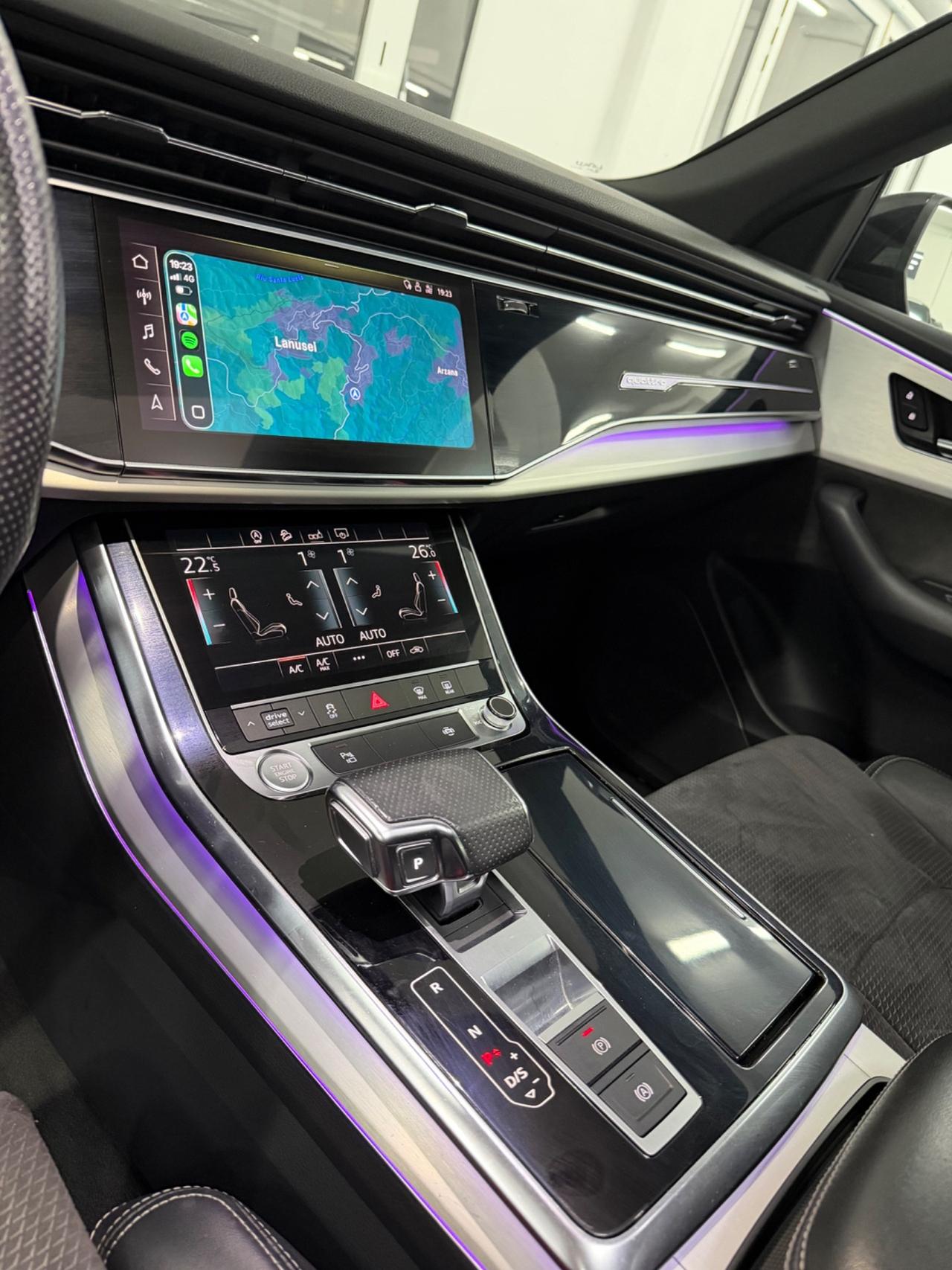 Audi Q8 50 TDI 286 CV quattro S-line FINANZIABILE