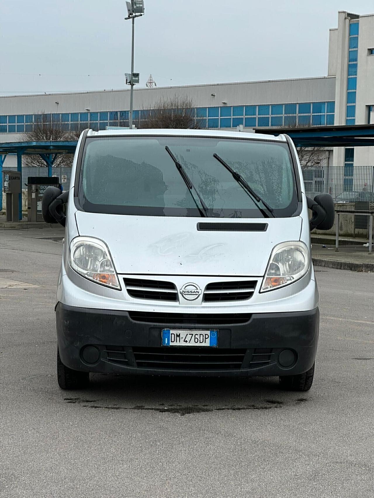 NISSAN PRIMASTAR CON 6 POSTI SUPER PREZZO!
