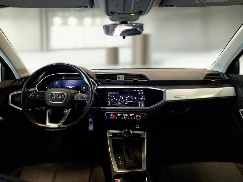 AUDI Q3 35 TDI quattro S tronic Business