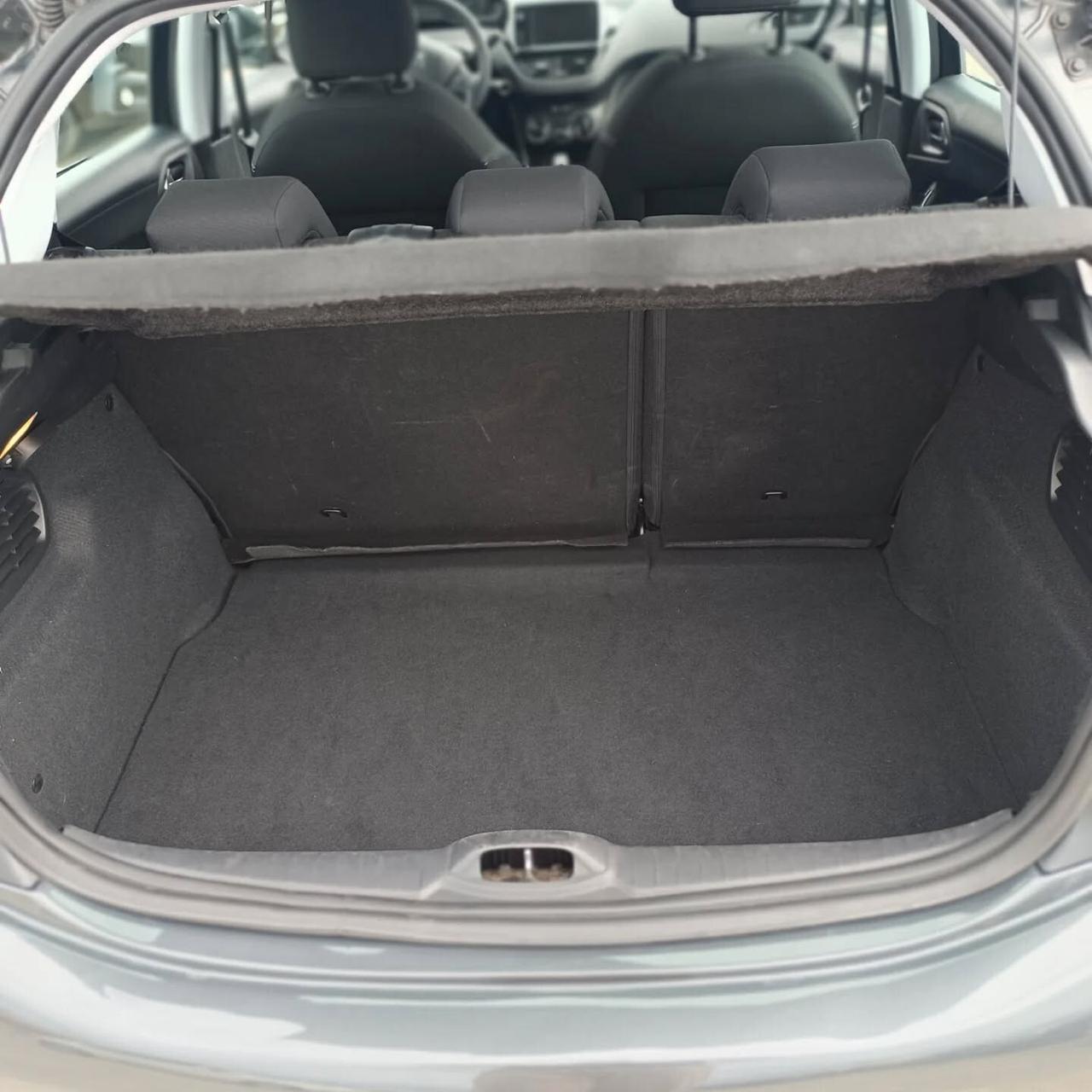 Peugeot 208 75Cv ok NEOPATENTAT