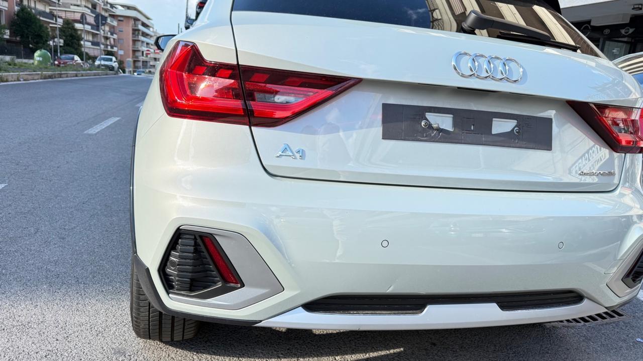 Audi A1 allstreet 30 TFSI S tronic Business LED NAVI PDC CLIMA AUTOMATICO CERCHI 17