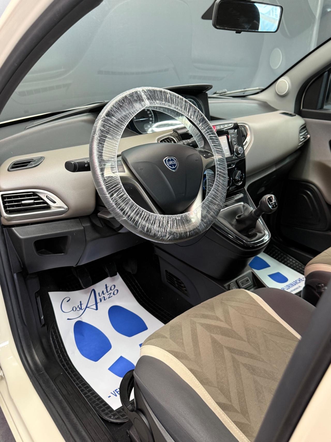 Lancia Ypsilon 1.3 Multijet 95 CV Platinum 2016