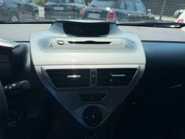 Toyota iQ 1.0 Multidrive