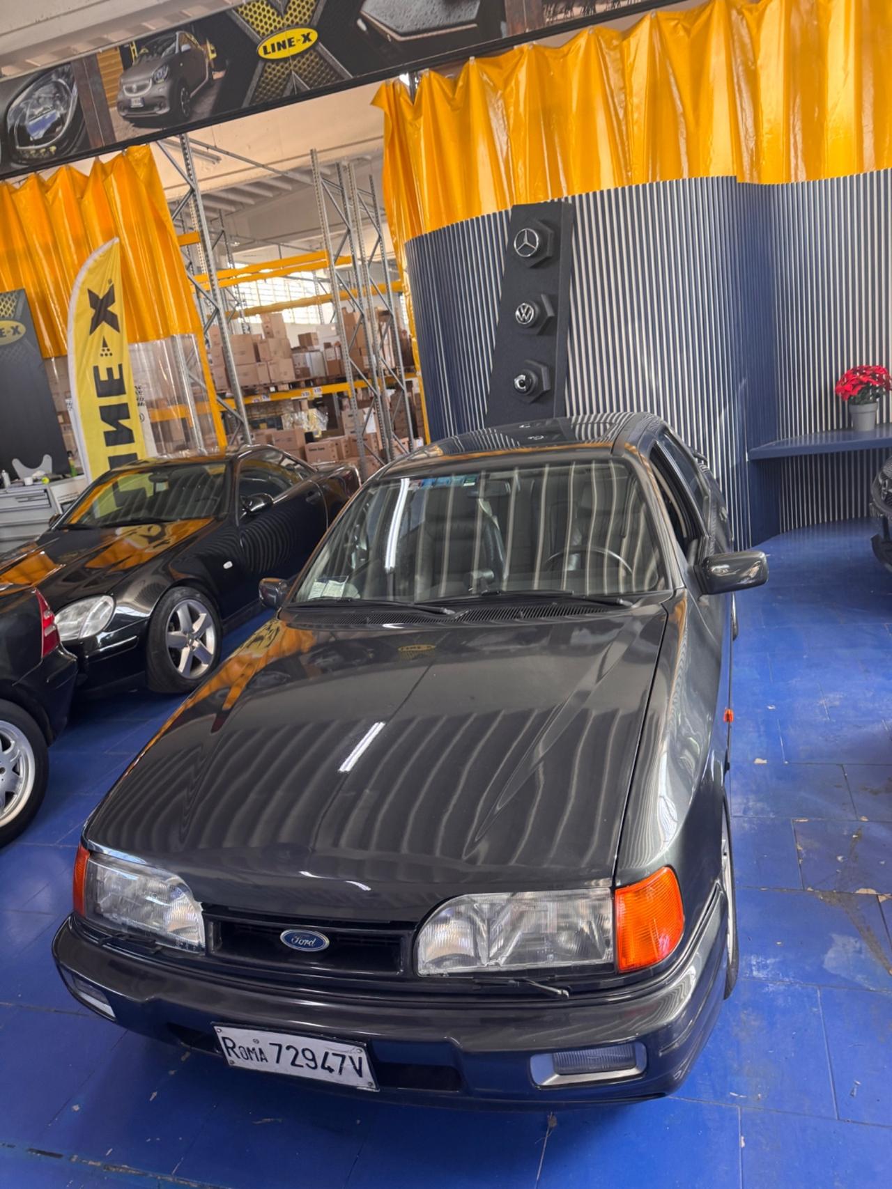 Ford Sierra 2.0i turbo 16V 4p. RS Cosworth Executive