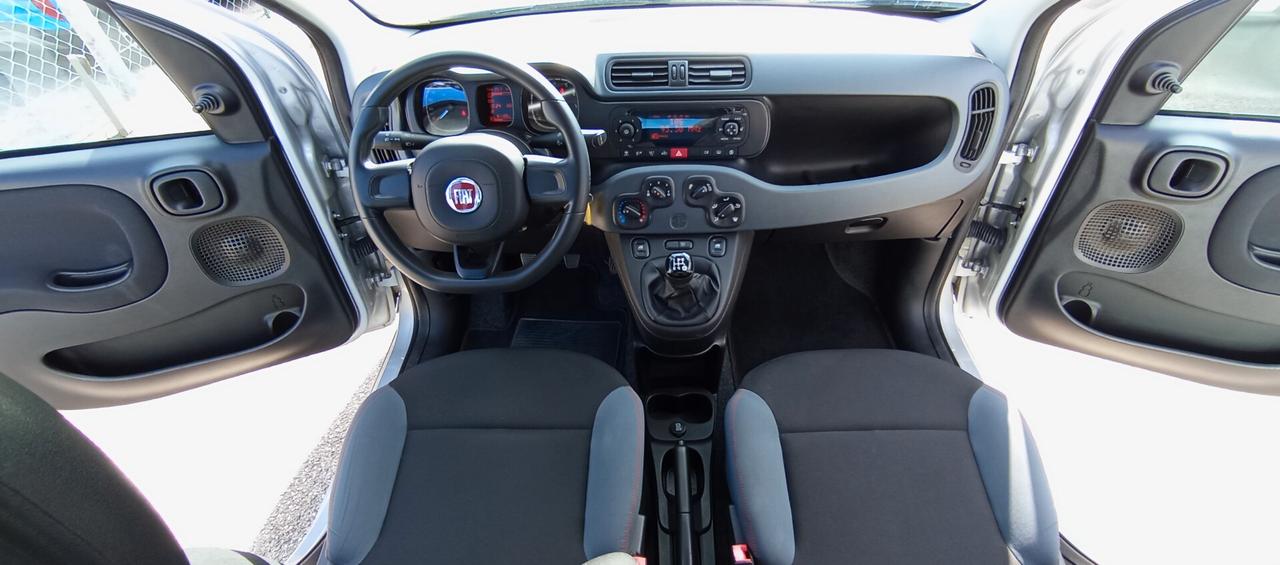 Fiat Panda 1.2i 69 CV-Garanzia-Neopatentati
