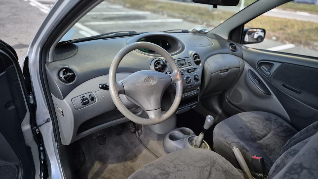Toyota Yaris 1.4 tdi D-4D cat 3 porte Sol '03