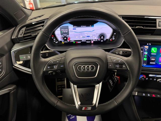 AUDI Q3 35 TDI S tronic S line Interiors