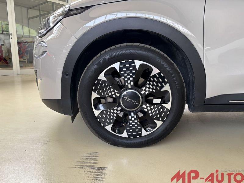 FIAT 600 1.2 Hybrid 110cv La Prima