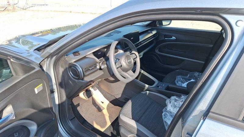 Jeep Avenger 1.2 turbo e-hybrid mhev Longitude fwd 110cv edct6