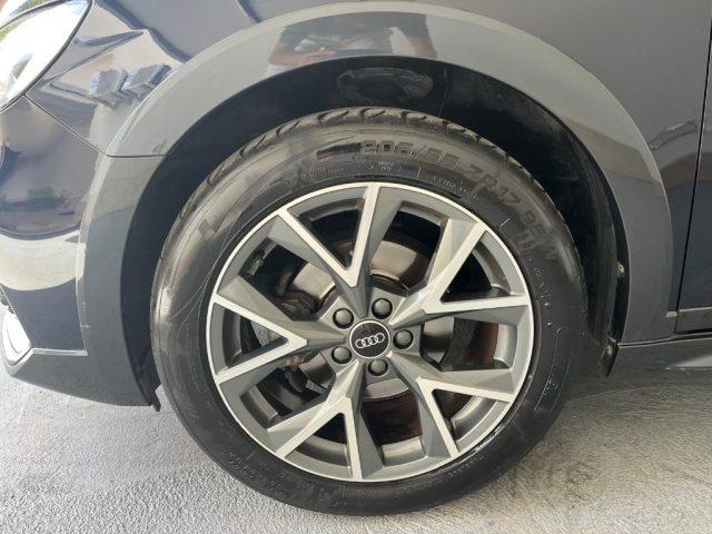 AUDI A1 citycarver 30 TFSI