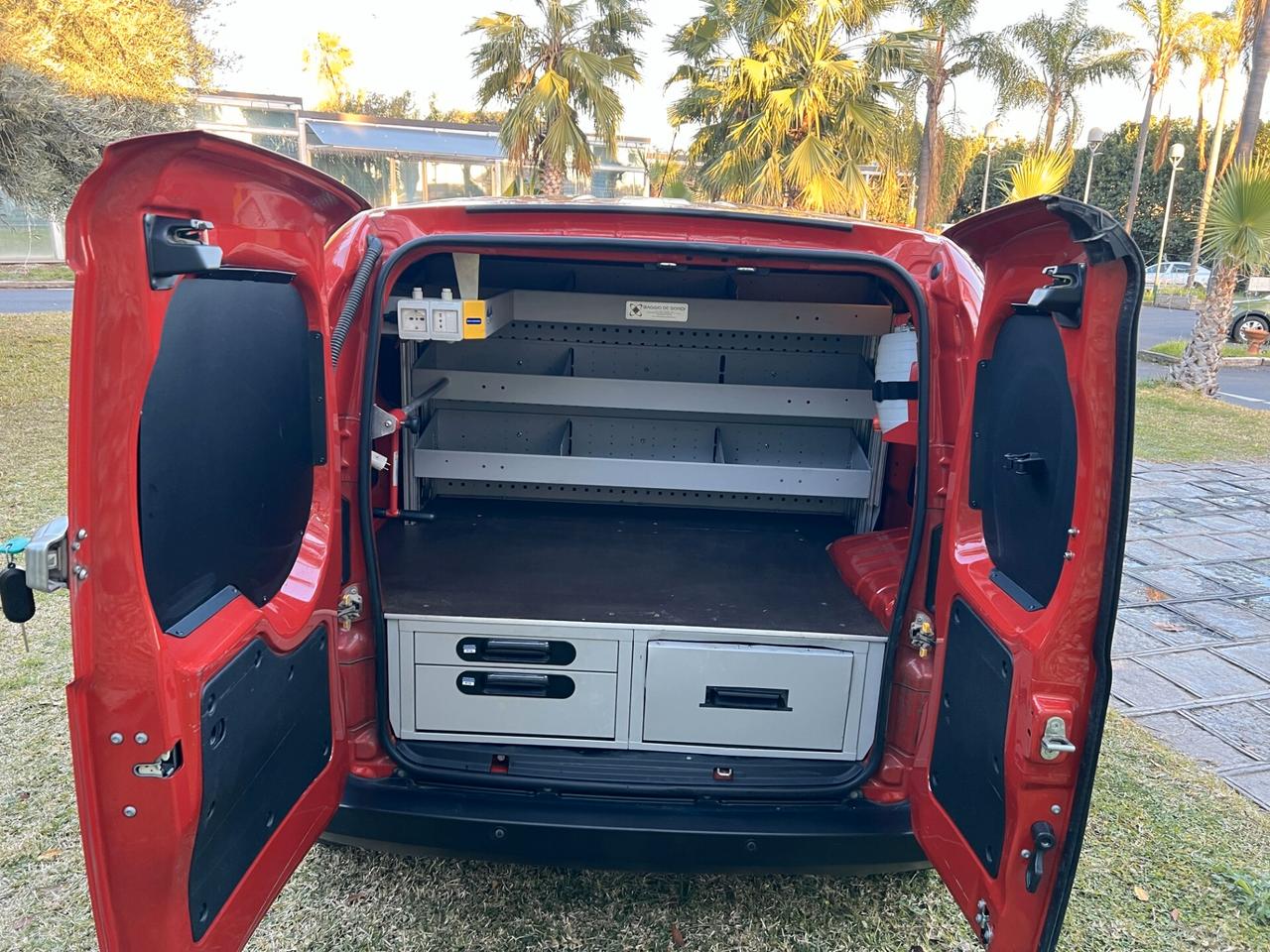 Fiat Fiorino 1.3 MJT 95CV Furgone Adventure E5+