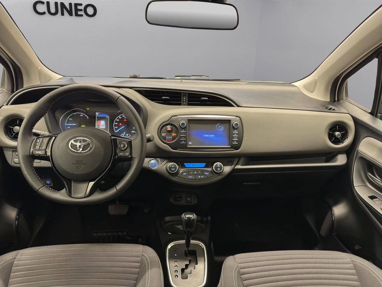 Toyota Yaris 5p 1.5h Business