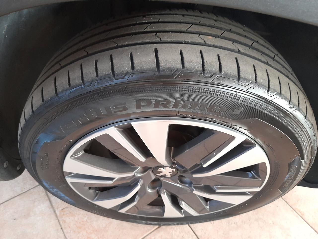 Peugeot 2008 PureTech Turbo 110 EAT6 S&S Allure