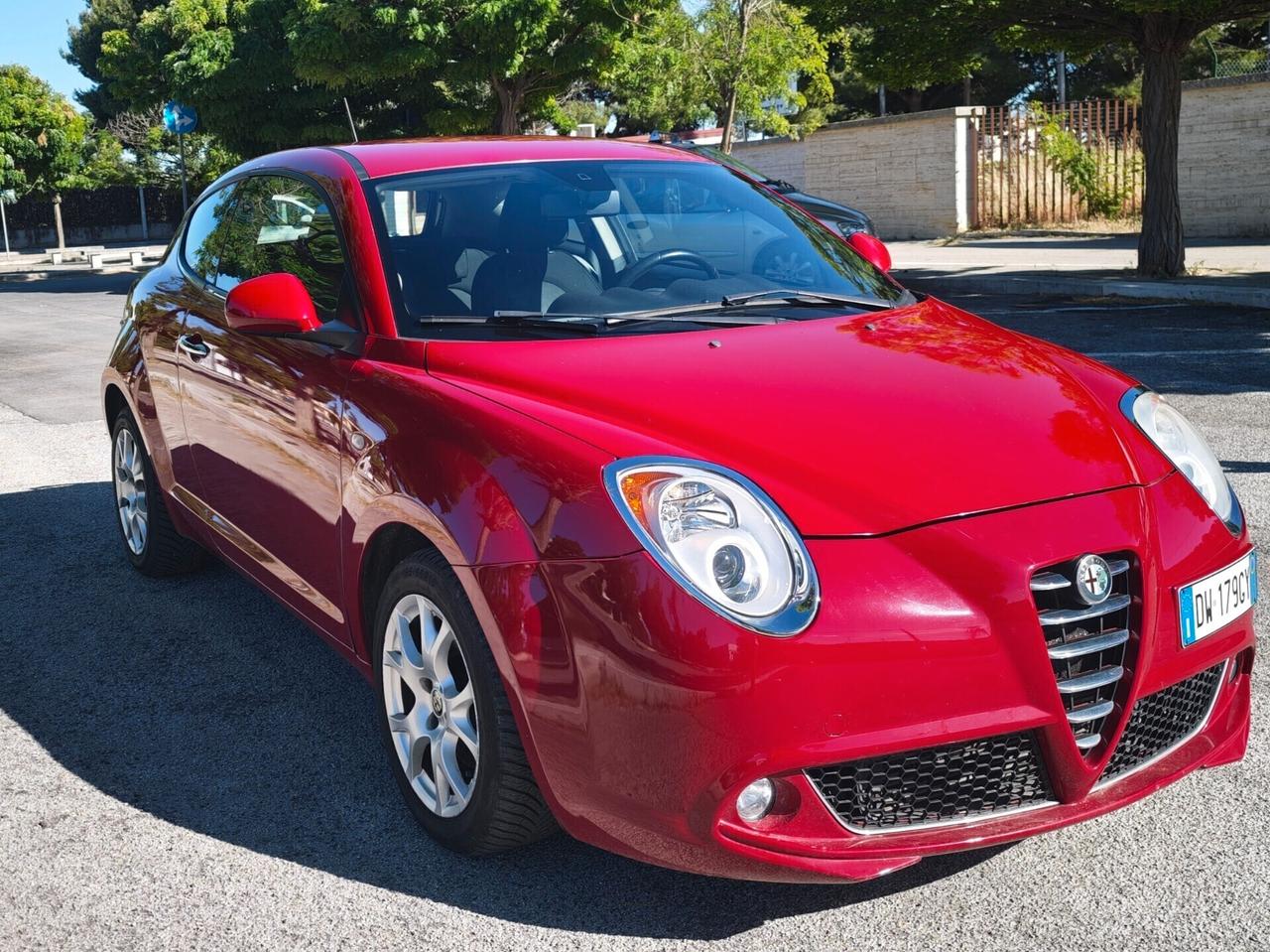 Alfa Romeo MiTo 1.6 JTDm 16V Distinctive Sport Pack