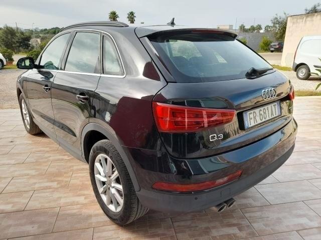 Audi Q3 2.0 TDI 150 CV S tronic Business